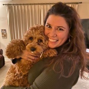 Meet your Posher, Alicia